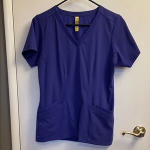 WonderWink Women's Purple Matching Scrub Top and Pants. Flex material